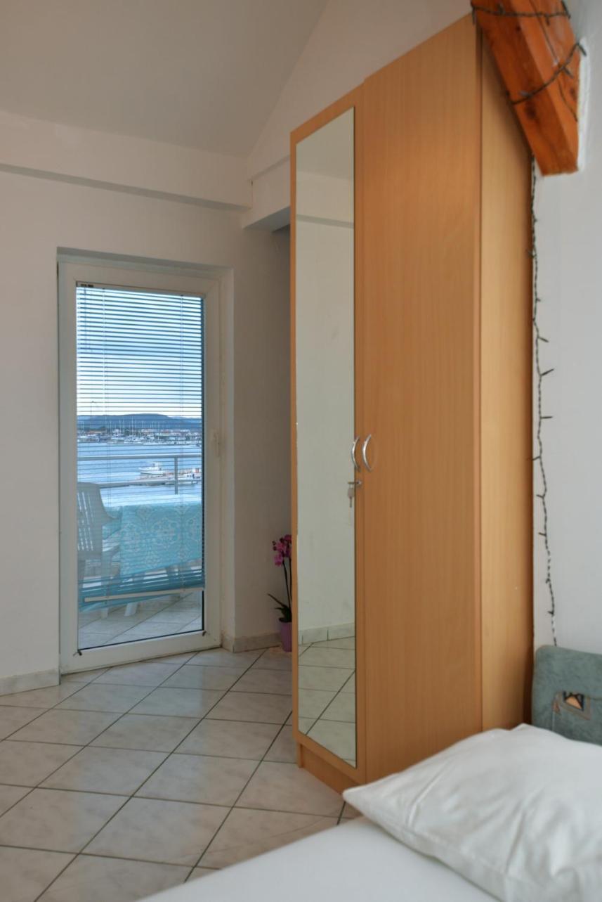 Apartman Mana, Murter Dış mekan fotoğraf